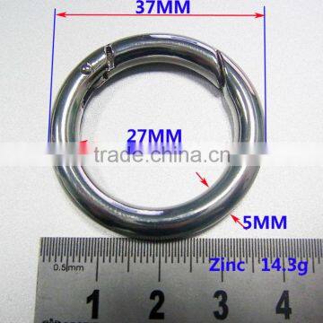 Hot sales fashion zinc alloy small carabiner ,out diameter is 25MM. 28MM .37MM.38MM 47MM