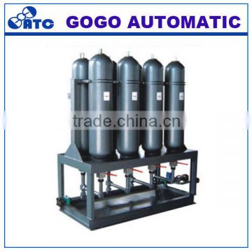 Piston accumulator station and nitrogen cylinder group hydraulic