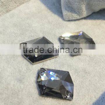 YIWU Wholesale Flatback Crystal Sew on Stones With Holes for Dress Accessories photo-2