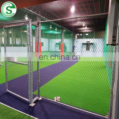 Low price 6m high galvanized chain link fabric mesh playground stadium fencing