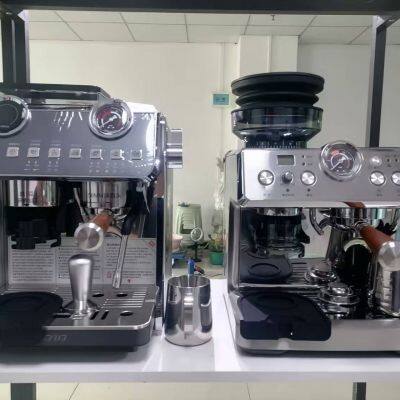 Fully automatic coffee machine
