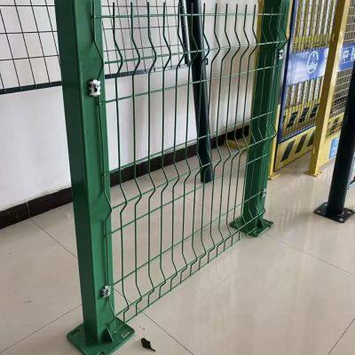 Powder-Coated 3D Curved Welded Wire Mesh Security Mesh for Perimeter Protection photo-4