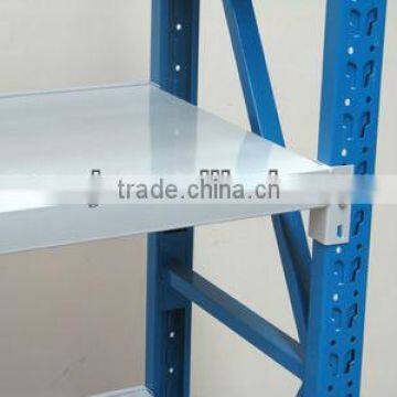 Medium duty steel shelf