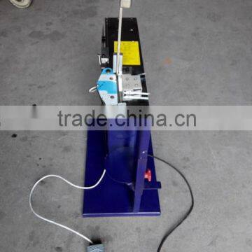 Pneumatic clipper machine to pack sausages, sealing machine for food