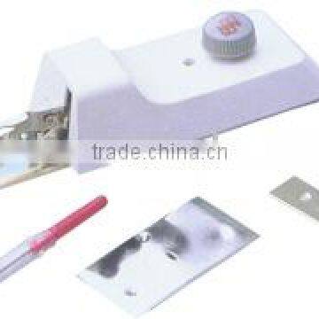 95-3(B-6) Buttonholer