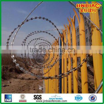 Palisade fence (factory)