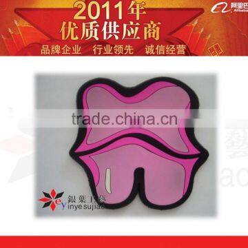 2011 lip shape design pvc cup coaster