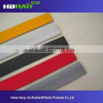 China factory flexible intumescent fireproof door strip