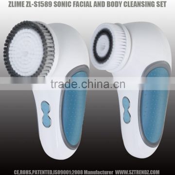 2016 New design Rechargeable Sonic IP66 Sonic vibration face and body cleansing brush