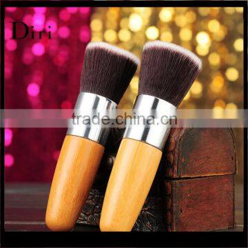 New hotsell powder makeup brush with wooden handle