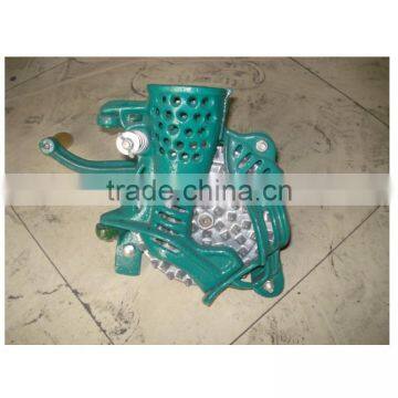 Manual Corn Thresher Hand Maize Sheller photo-2