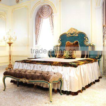 High Back Baroque Living Room & Bedroom Queen Throne King Chair/ Victorian Style Elegant White Fabric Armchair With Golden Frame photo-5