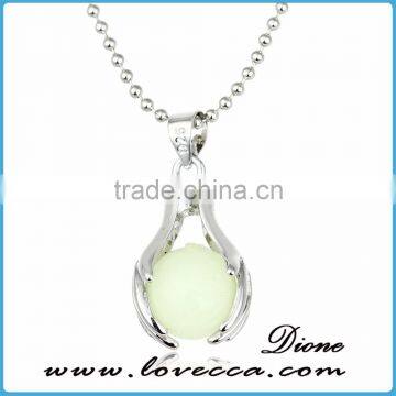 How Cool!! Glowing Magic Heart Locket Stone Pendants Lights Up In The Dark photo-3
