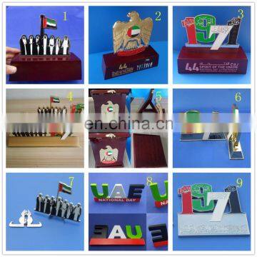 various design metal UAE trophy plaque for wholesale