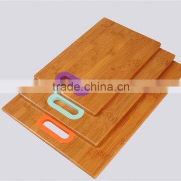 "High quality healthy natural bamboo kitchen chopping block with silicone"