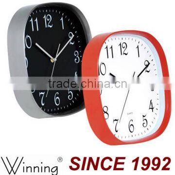 Cheap Hand Painted Plastic Wall Clock