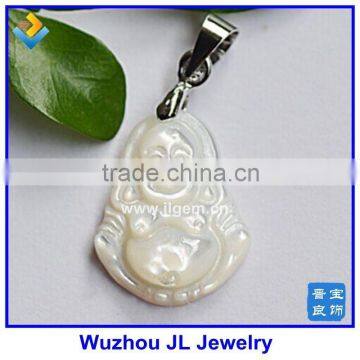 2016 New Alibaba Product Carved Sea Mother of Pearl Maitreya Buddha Pendant