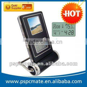 Digital photo frame in mobile phone shape