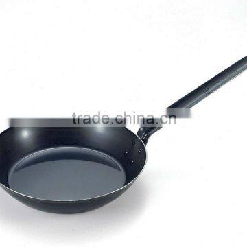 Iron skillet of30cm(11.81in)which is table cooker