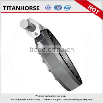 sun-tracking and concentrating system use slewing drive