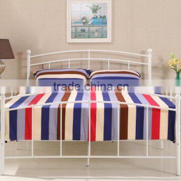 white bed fram in double size