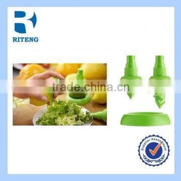 wholesale alibaba multifunctional lemon hand sprayer / mini juicer