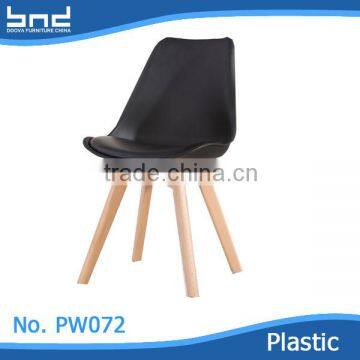 wholesale modern high plastic bar chairs with wood legs