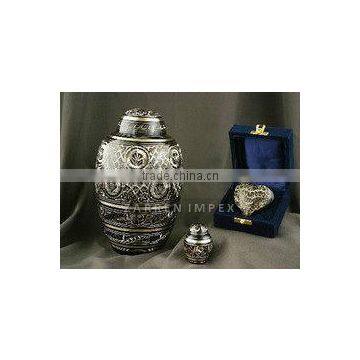 Radiance Black 10" Solid Brass Cremation Urn