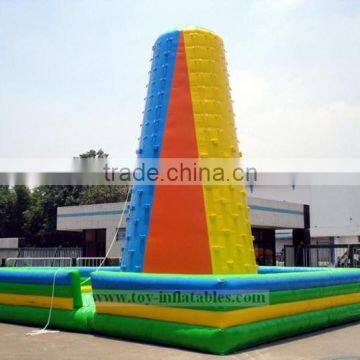 Qualified customized rock climbing wall inflatable