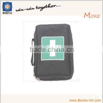 dl Convinient first-aid kit; Medical bag