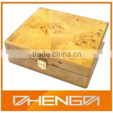 Hot!!! Customized Made-in-China Elegant Glossy Red Lacquer Logo Printing VIP Tea Gift Box(ZDW13-T026) photo-3