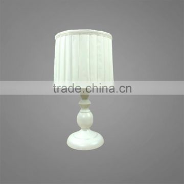 Metal Base And Body In White Powder Coating With Fabric Lampshade Bedside Table Lamp Study Table Lamp