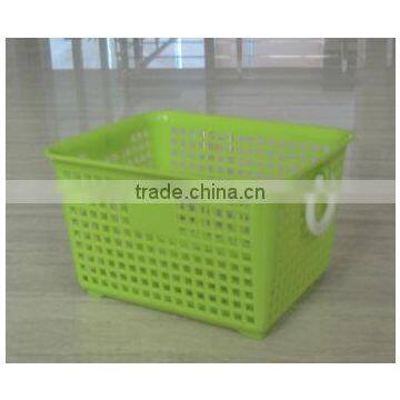 small plastic storage basket for sundries