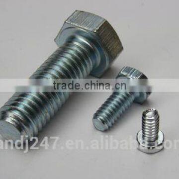 DIN 931 Hex Bolt With 8.8 Grade