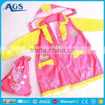 Factory Wholesale price kids raincoat in bag