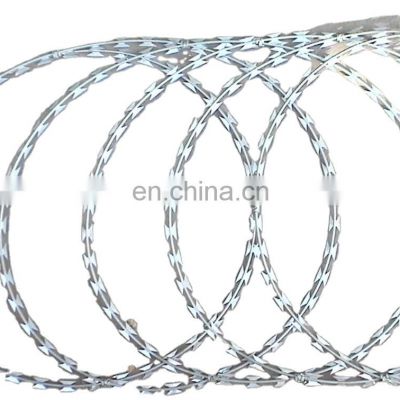 BTO-22 Galvanized Razor Wire Coils Iron Wire Cross Razor with Loops Dia 600 Mm 3 Clips/5 Clips or without Clips 450mm 50-300g/m2