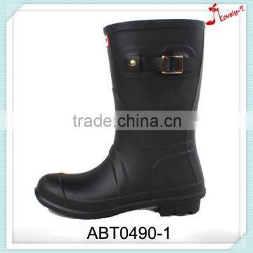 High quality woman knee high buckle rain boots