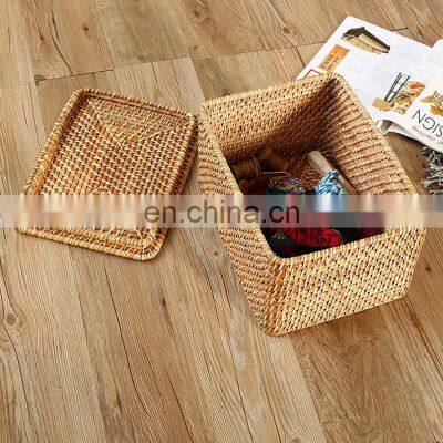 High Quality Rustic Woven Rattan Basket With Lid, Rattan Storage Basket Box, Laundry Basket Wholesale