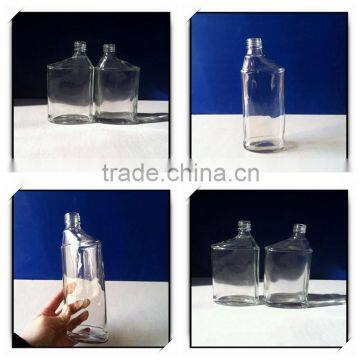 flat glass liquor bottles screw lid sealing DH389