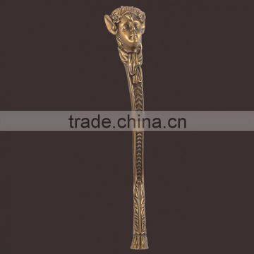 B07 Goat Head Royal Furniture Brass Cabinet Leg