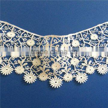 Polyester / Cotton flower pattern white african guipure lace fabric