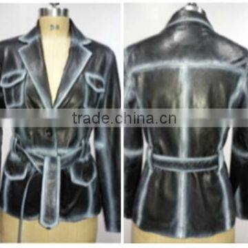 Sheep Leather Jacket Made Through Seems Darkening Treatment. Color White/Black