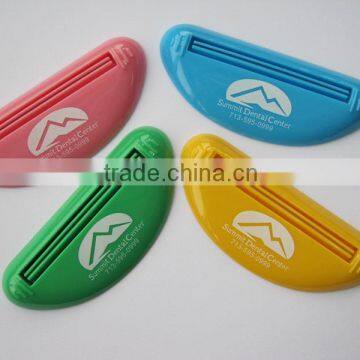 HEYU plastic tube toothpaste squeezer for promotion