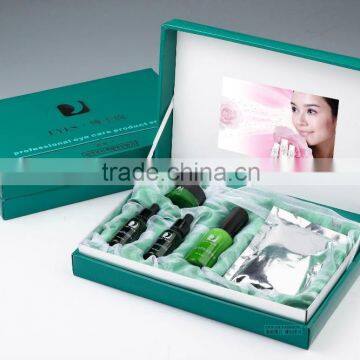 big green video makeup packaging box for ladies