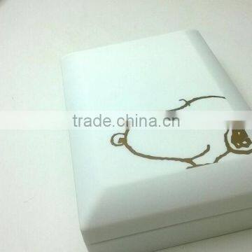 custom high quality white golden logo box,high glossy