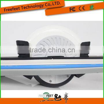 2016 Hot Sales 6.5 Inch Longboard Skateboard Dual Electric Motor photo-3