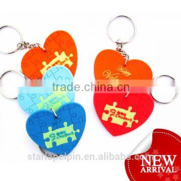 Promotional soft rubber laminated flat heart pvc pendant