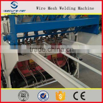 Welding outer wall scaffolding mesh machine