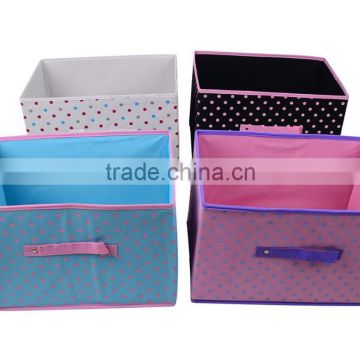 Covered Colorful Wave Point Storage Box