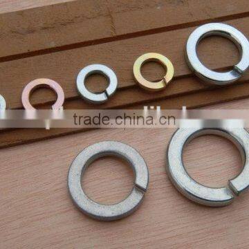 M2.3X4.3X0.7 Black Znic Plating Spring Steel Washer photo-4